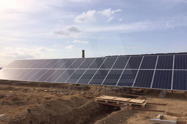 邁貝特（廈門）：遠(yuǎn)赴吉林，為光伏項目安裝提供技術(shù)指導(dǎo)