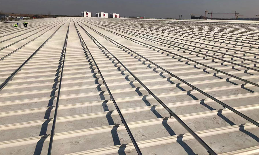 滁州彩鋼瓦光伏支架項目