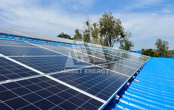 彩鋼瓦屋頂支架系統(tǒng)在施工中有哪些注意事項？