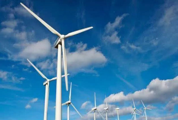 雙饋風(fēng)力發(fā)電機(jī)組的工作原理與優(yōu)點(diǎn)是什么？